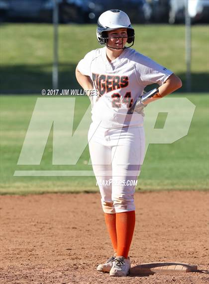 Thumbnail 3 in Show Low vs. Globe (Chandler Prep Softball Classic)  photogallery.