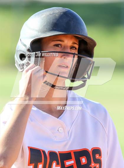 Thumbnail 2 in Show Low vs. Globe (Chandler Prep Softball Classic)  photogallery.