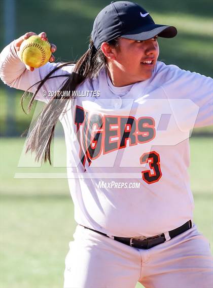 Thumbnail 3 in Show Low vs. Globe (Chandler Prep Softball Classic)  photogallery.