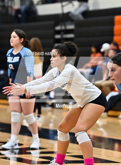 Thumbnail 1 in FR: Valor Christian @ Lakewood photogallery.