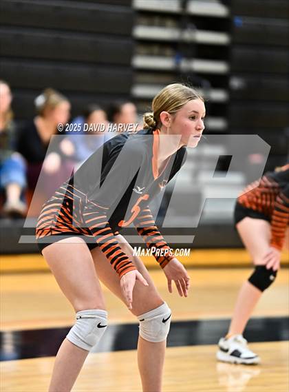 Thumbnail 2 in FR: Valor Christian @ Lakewood photogallery.