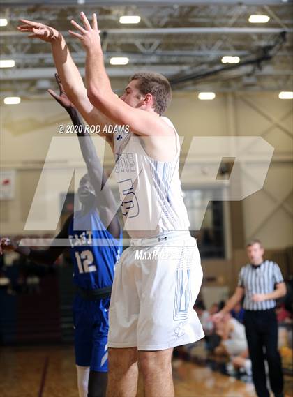 Thumbnail 3 in Kearney vs. Lincoln East (Heartland Athletic Conference Tournament) photogallery.