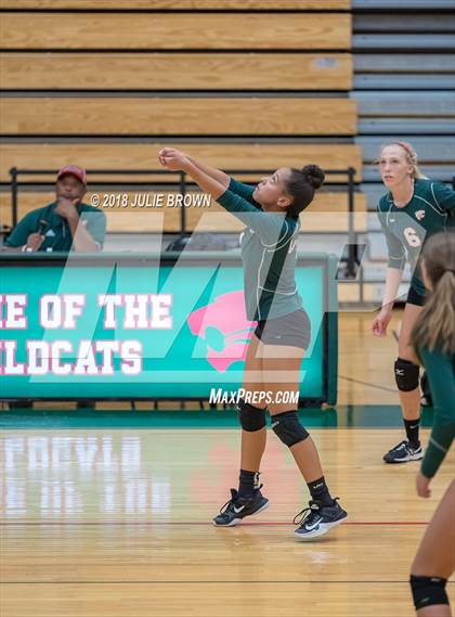 Thumbnail 3 in Warren Central @ Lawrence North photogallery.