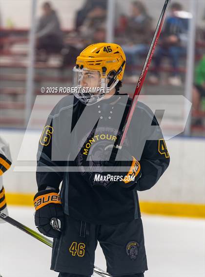 Thumbnail 1 in Montour @ Quaker Valley photogallery.