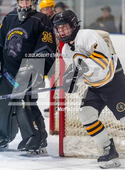 Thumbnail 1 in Montour @ Quaker Valley photogallery.
