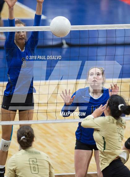 Thumbnail 3 in Resurrection Christian vs. Bishop Machebeuf (CHSAA 3A 3rd Round) photogallery.