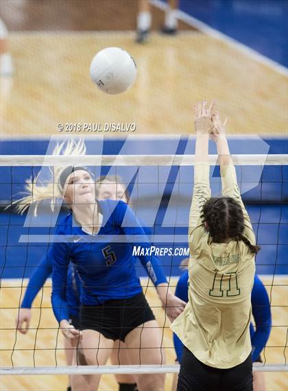Thumbnail 2 in Resurrection Christian vs. Bishop Machebeuf (CHSAA 3A 3rd Round) photogallery.