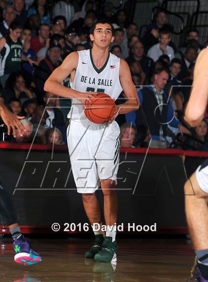 Thumbnail 3 in Centennial vs. De La Salle (Nike Extravaganza) photogallery.