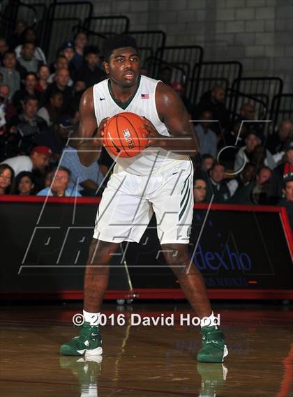 Thumbnail 2 in Centennial vs. De La Salle (Nike Extravaganza) photogallery.