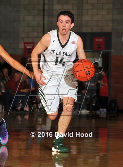 Thumbnail 1 in Centennial vs. De La Salle (Nike Extravaganza) photogallery.