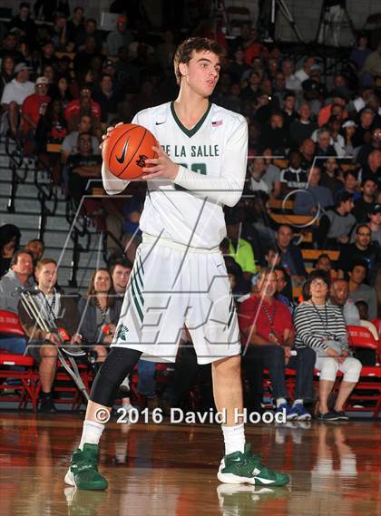 Thumbnail 3 in Centennial vs. De La Salle (Nike Extravaganza) photogallery.