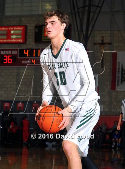 Thumbnail 2 in Centennial vs. De La Salle (Nike Extravaganza) photogallery.