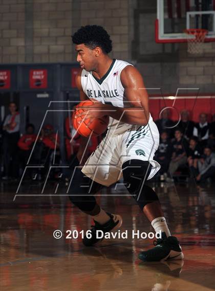 Thumbnail 1 in Centennial vs. De La Salle (Nike Extravaganza) photogallery.