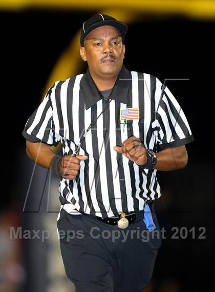 Thumbnail 1 in Charter Oak @ Los Osos photogallery.