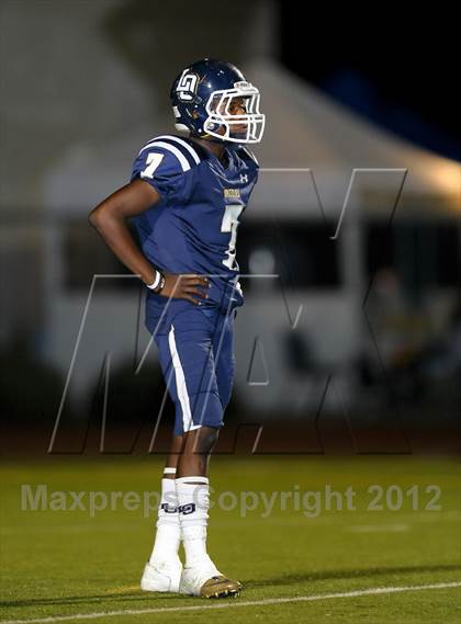 Thumbnail 2 in Charter Oak @ Los Osos photogallery.