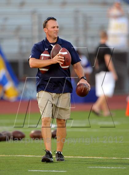 Thumbnail 2 in Charter Oak @ Los Osos photogallery.