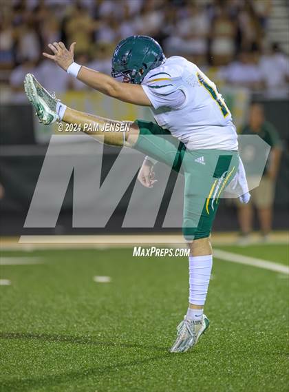 Thumbnail 3 in Pinecrest vs Apex (Moore County Kick-Off Classic) photogallery.