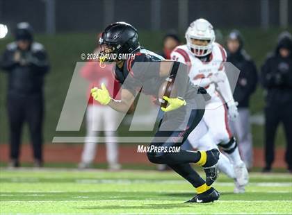 Thumbnail 2 in Nixa vs Lee's Summit North (MSHSAA Class 6 Quarterfinal) photogallery.