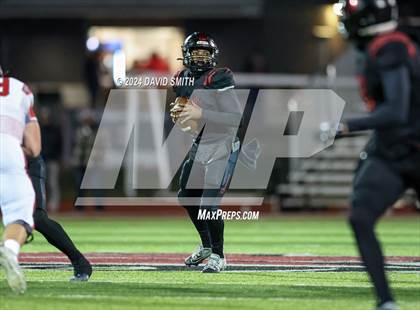 Thumbnail 2 in Nixa vs Lee's Summit North (MSHSAA Class 6 Quarterfinal) photogallery.