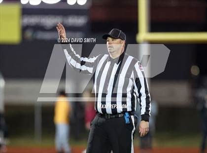 Thumbnail 3 in Nixa vs Lee's Summit North (MSHSAA Class 6 Quarterfinal) photogallery.