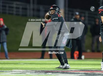 Thumbnail 2 in Nixa vs Lee's Summit North (MSHSAA Class 6 Quarterfinal) photogallery.