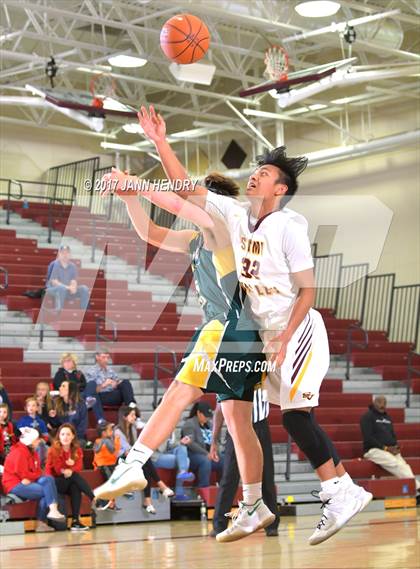 Thumbnail 1 in Edison vs. Simi Valley (Rancho Mirage Holiday Invitational) photogallery.