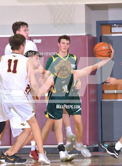 Thumbnail 2 in Edison vs. Simi Valley (Rancho Mirage Holiday Invitational) photogallery.