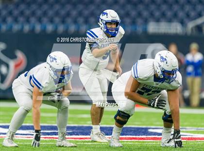 Thumbnail 3 in Friendswood vs. Cinco Ranch (UIL 6A Regional Playoff) photogallery.