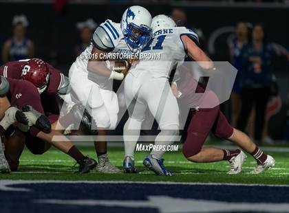 Thumbnail 2 in Friendswood vs. Cinco Ranch (UIL 6A Regional Playoff) photogallery.