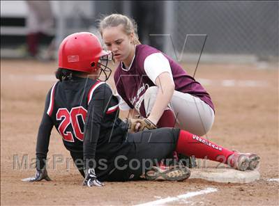 Thumbnail 1 in Lawndale vs. Notre Dame Academy photogallery.