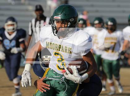 Thumbnail 2 in Moorpark @ Camarillo photogallery.