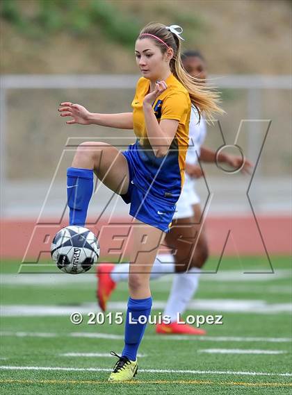Thumbnail 3 in Charter Oak @ Diamond Ranch photogallery.