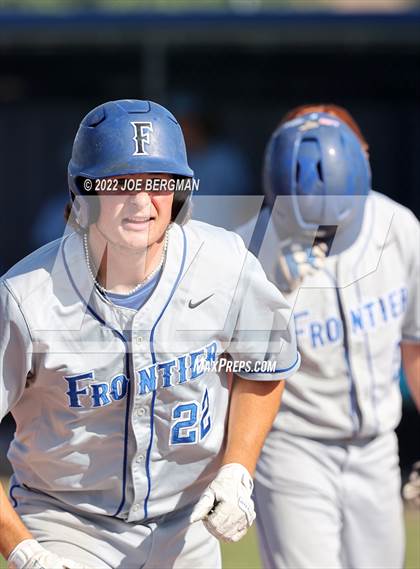 Thumbnail 1 in Frontier @ Bakersfield photogallery.