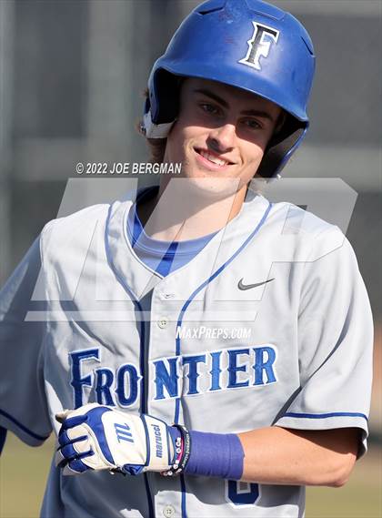 Thumbnail 2 in Frontier @ Bakersfield photogallery.