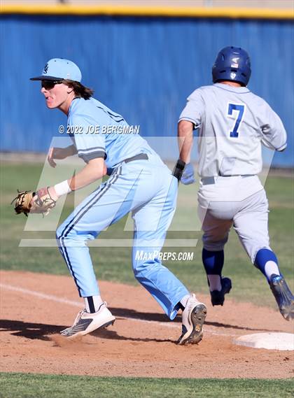 Thumbnail 3 in Frontier @ Bakersfield photogallery.
