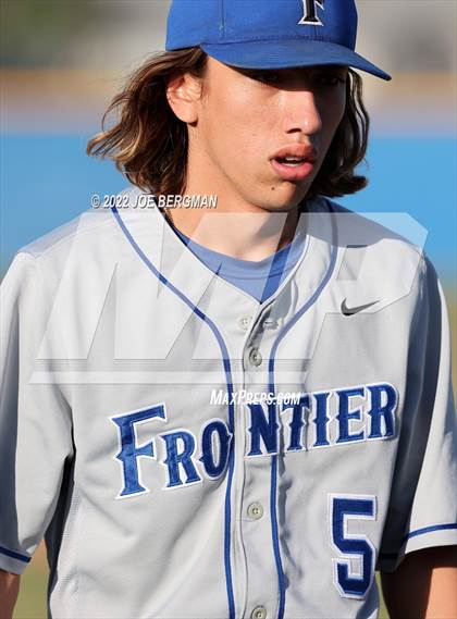 Thumbnail 2 in Frontier @ Bakersfield photogallery.