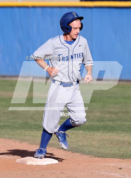 Thumbnail 2 in Frontier @ Bakersfield photogallery.