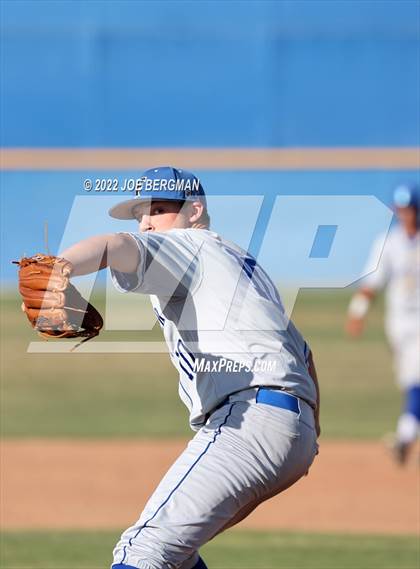 Thumbnail 1 in Frontier @ Bakersfield photogallery.