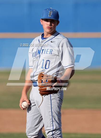 Thumbnail 2 in Frontier @ Bakersfield photogallery.