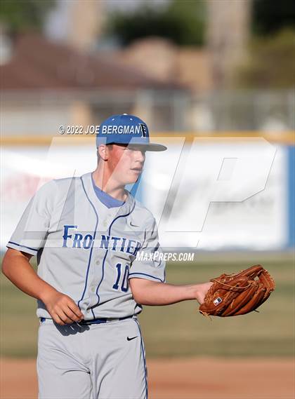 Thumbnail 2 in Frontier @ Bakersfield photogallery.