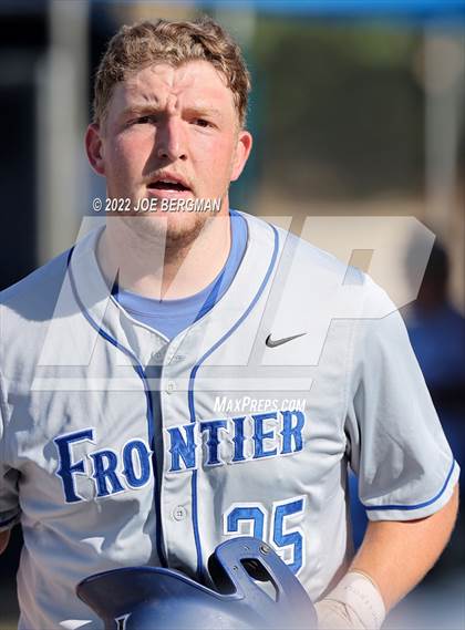 Thumbnail 2 in Frontier @ Bakersfield photogallery.