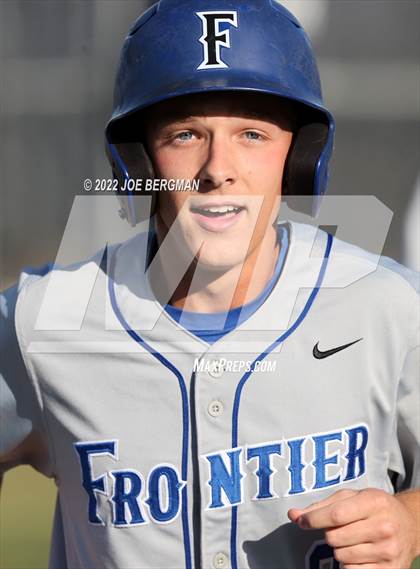 Thumbnail 2 in Frontier @ Bakersfield photogallery.