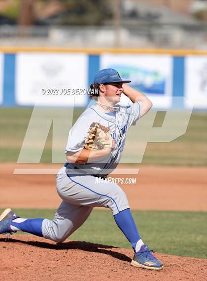 Thumbnail 3 in Frontier @ Bakersfield photogallery.