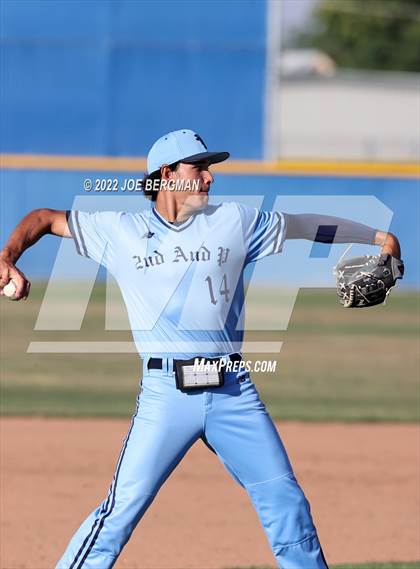 Thumbnail 2 in Frontier @ Bakersfield photogallery.