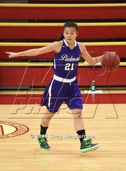 Thumbnail 2 in Scotts Valley vs. Piedmont (Cardinal Newman Classic) photogallery.