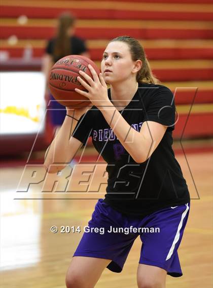 Thumbnail 2 in Scotts Valley vs. Piedmont (Cardinal Newman Classic) photogallery.