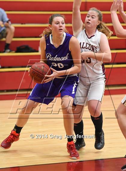 Thumbnail 1 in Scotts Valley vs. Piedmont (Cardinal Newman Classic) photogallery.