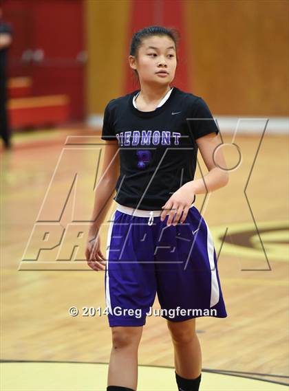 Thumbnail 3 in Scotts Valley vs. Piedmont (Cardinal Newman Classic) photogallery.