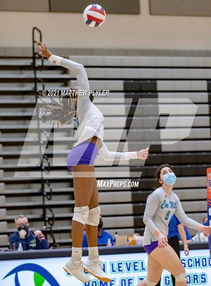 Thumbnail 2 in Cox Mill vs. D.H. Conley (NCHSAA 3A Final) (1 of 2 - the game) photogallery.