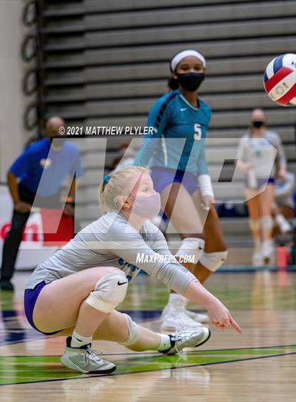 Thumbnail 2 in Cox Mill vs. D.H. Conley (NCHSAA 3A Final) (1 of 2 - the game) photogallery.